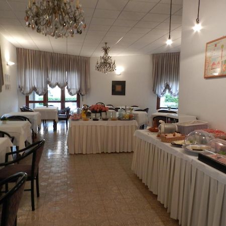 Park Hotel Албисола Супериоре Екстериор снимка