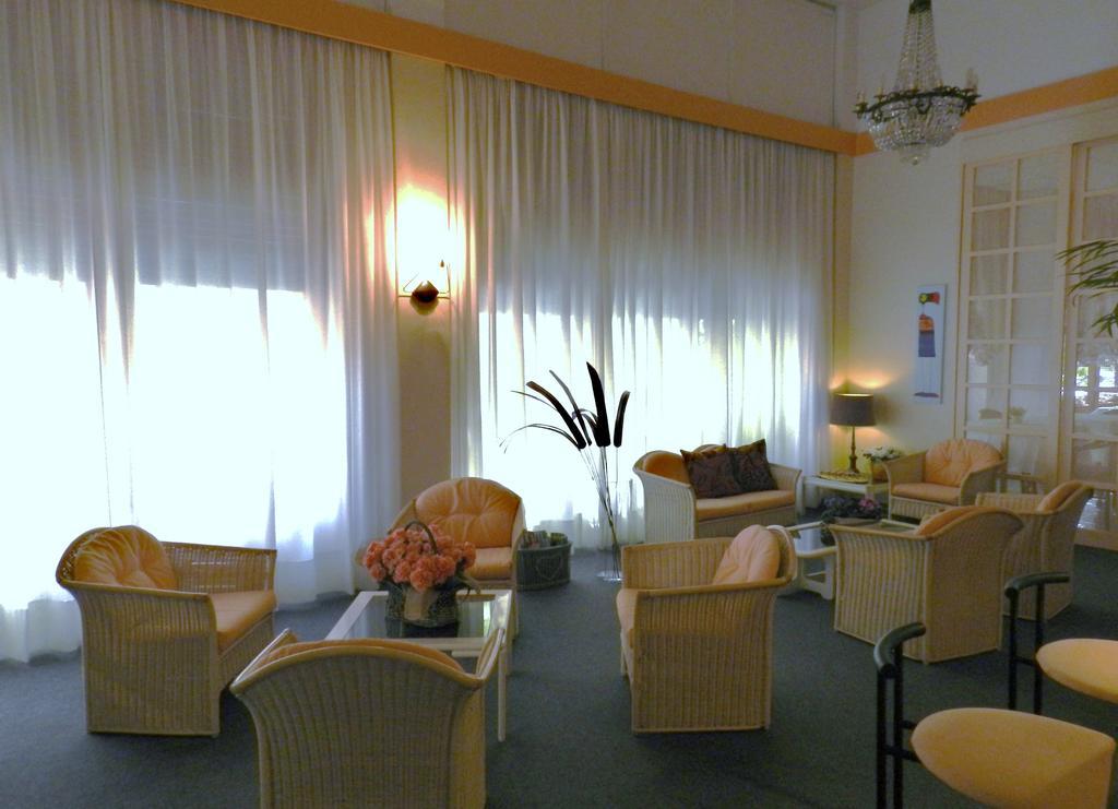 Park Hotel Албисола Супериоре Екстериор снимка