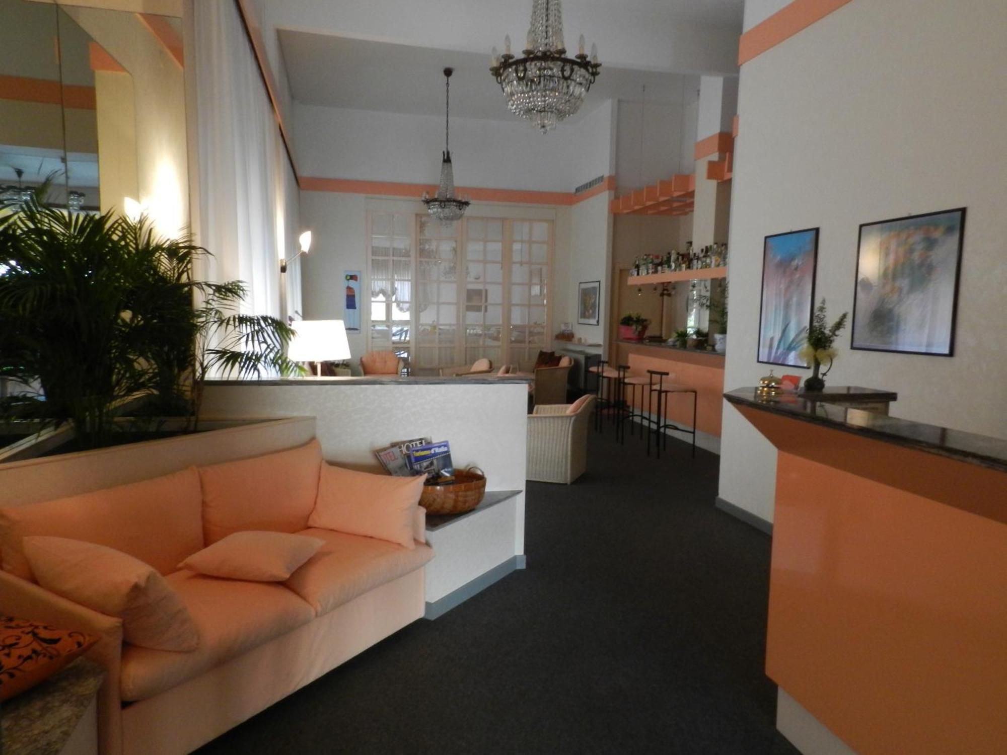 Park Hotel Албисола Супериоре Екстериор снимка