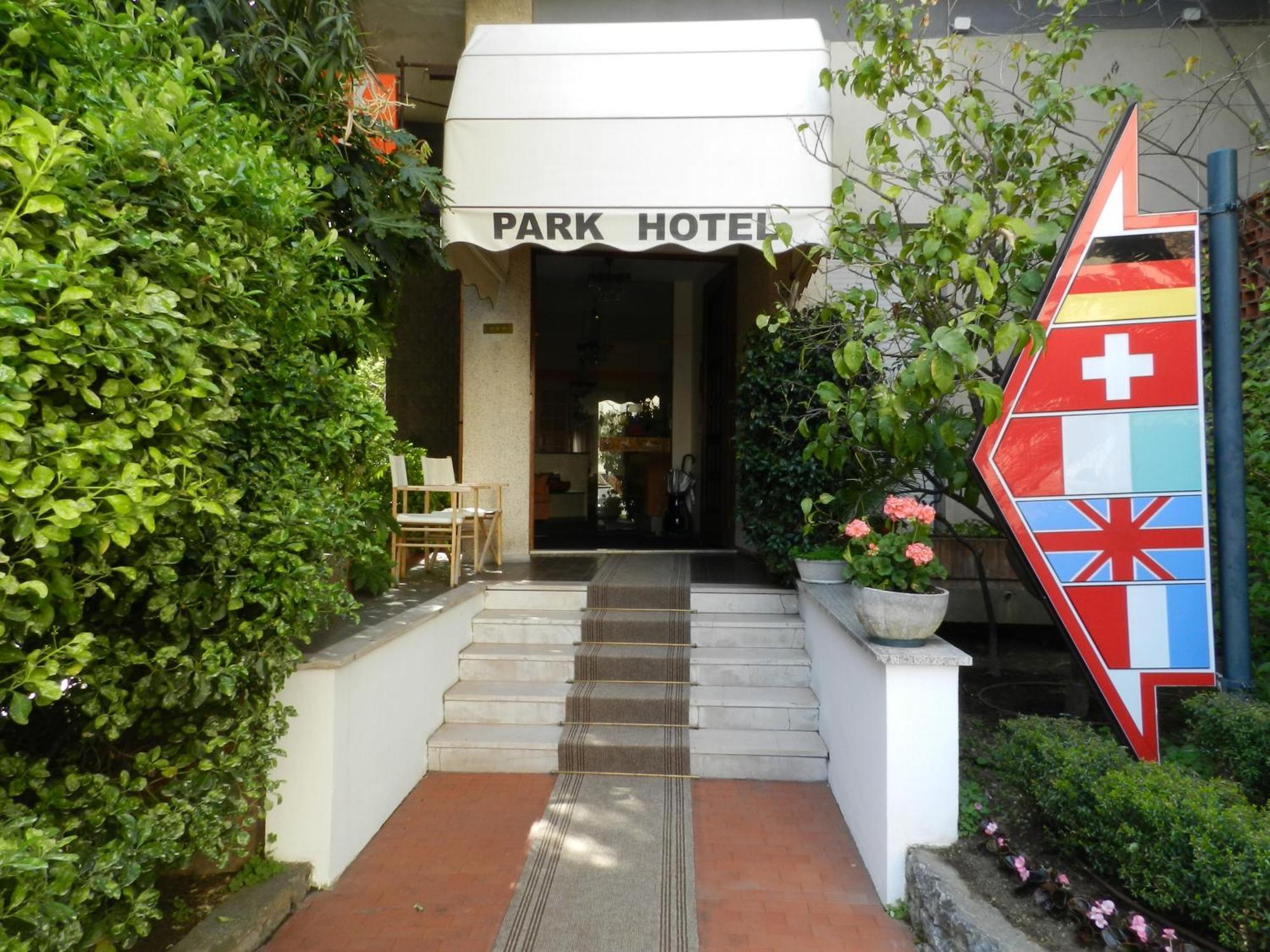 Park Hotel Албисола Супериоре Екстериор снимка